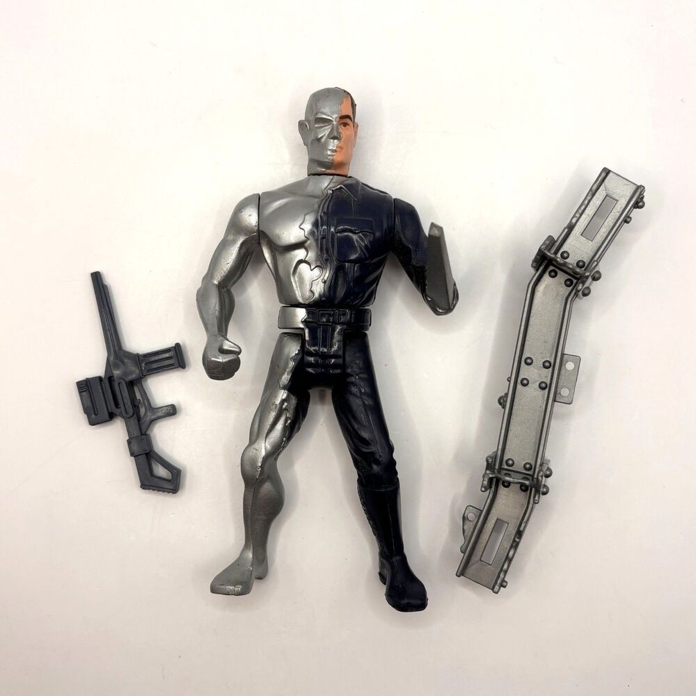 Vintage 1991 Kenner Terminator 2 Exploding T-1000 Action Figure with Accessories